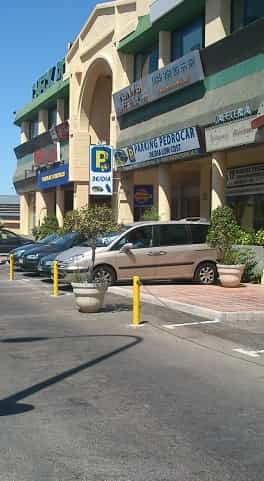 Parking Pedrocar Parking Malaga Costa del Sol zdjęcie 3